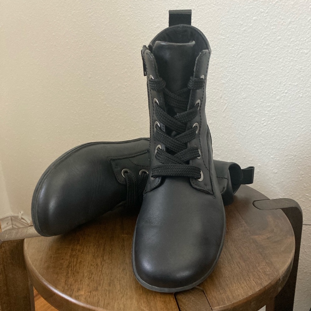 Groundies Barefoot Salzburg Chelsea Boot Size 38 Black - Picture 4 of 12